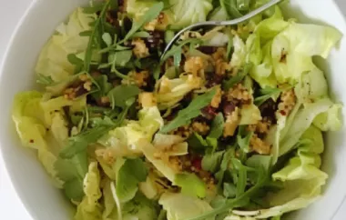 Gesunder und leckerer grüner Quinoa-Salat