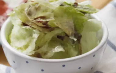 Grüner Salat mit Kernöldressing