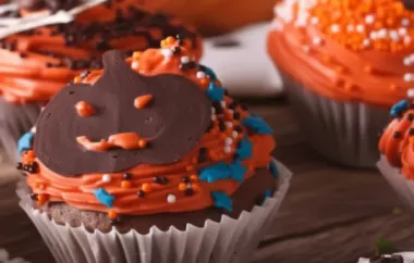 Gruselige Halloween Muffins mit Schokostreuseln und Orangenaroma