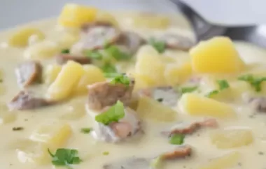 Herzhafte Bratwürstel Suppe mit Gemüse und Kartoffeln