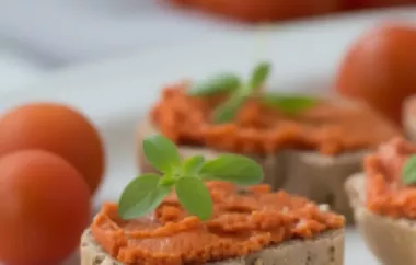 Herzhafte Tomatenmark-Butter für leckere Brote und Snacks