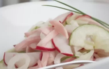 Herzhafter Frühlingssalat mit Wurst - Ein erfrischendes Rezept für den Frühling