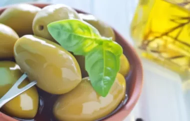 Köstliche mediterrane eingelegte Oliven