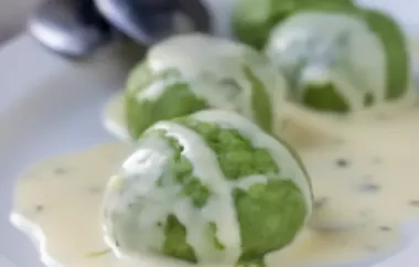 Köstliche Spinatknödel mit cremiger Gorgonzolasauce