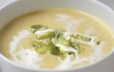 Köstliche Weißweinsuppe mit Gemüse