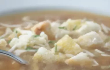 Köstliche Zwiebelsuppe zum Aufwärmen an kalten Tagen