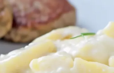 Köstlicher Kartoffelsalat mit cremiger Mayonnaise