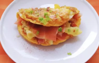 Köstliches Omelette gefüllt mit herzhaftem Prosciutto und Käse