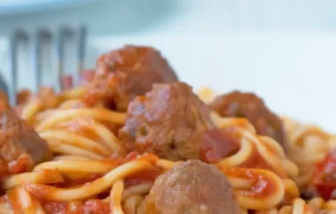 Köstliches Spaghetti-Gericht mit hausgemachten Fleischbällchen