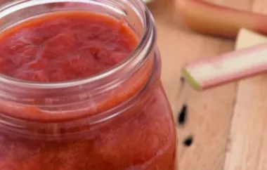 Leckere Rhabarber-Honig-Marmelade zum Genießen