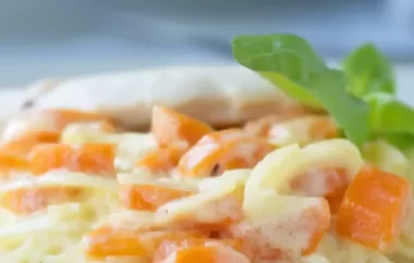Leckeres Karotten-Kraut-Gemüse mit Kartoffeln und einer cremigen Sauce