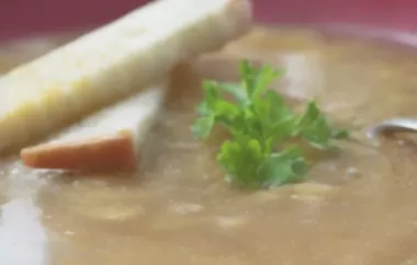 Leckeres Rezept für eine herzhafte Käse-Zwiebel-Suppe