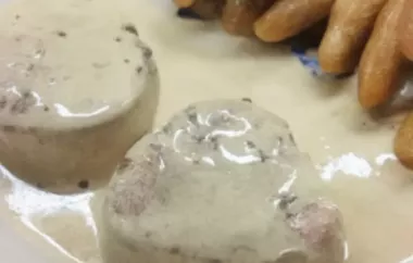 Schweinemedaillons mit Crème Fraîche-Sauce