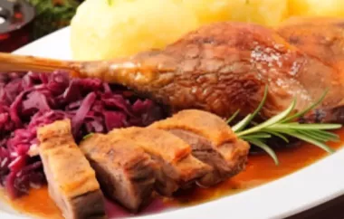 Traditionelles österreichisches Rezept für Martinsgansl mit Rotkraut und Knödel