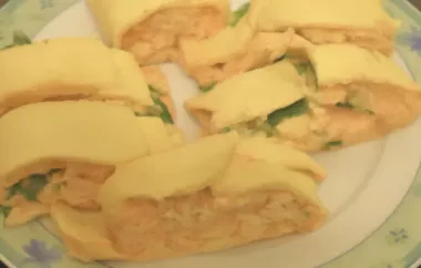 Würzige Käseroellchen mit Kräutersauce