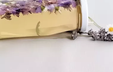 Würziger Salbei-Gänseblümchen-Essig selbst gemacht