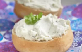 Bärlauch-Hummus - Ein köstlicher Aufstrich mit frischem Bärlauch