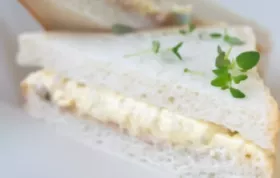 Ein leckeres und einfaches Rezept für ein köstliches Thunfisch-Sandwich