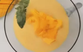 Erfrischende Mango-Joghurt-Creme