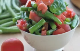 Fisolen-Tomatensalat