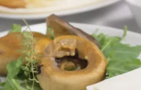 Gebratene Riesenchampignons mit würzigem Zitronendip - Ein köstlicher vegetarischer Snack