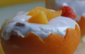 Gefrorener Orangen-Erdbeer-Schaum
