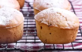 Gesunde Vollkorn-Muffins mit Karotten und Nüssen