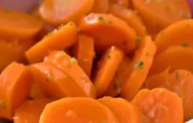 Karotten-Antipasti mit Knoblauch und Rosmarin