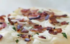 Kartoffelfladen mit Zwiebeln: ein herzhaftes Gericht aus der österreichischen Küche