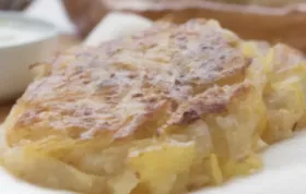 Kartoffelpuffer und Sauerkraut - ein Klassiker der deutschen Küche