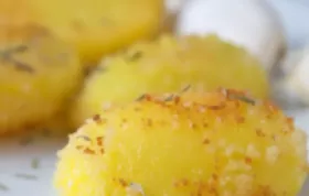 Knusprige Rosmarinkartoffeln mit aromatischem Rosmarin und Olivenöl