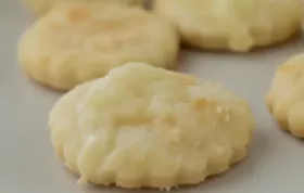 Köstliche Käse-Kräcker für den perfekten Snack