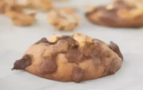 Köstliche Schokolade-Walnuss-Cookies