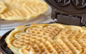 Köstliche Waffeln mit Sauerrahm