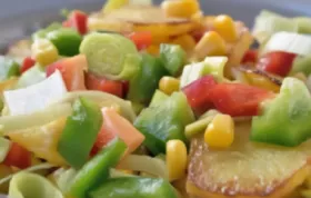 Köstlicher Bratkartoffelsalat mit knusprigem Speck