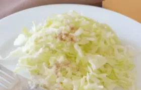 Krautsalat mit gemahlenem Kümmel