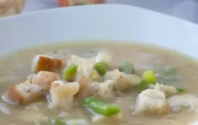 Leckere und herzhafte Bunte Zwiebelsuppe