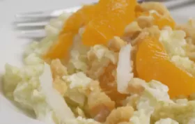 Leckerer Chinakohl-Salat mit Erdnüssen