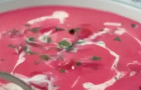 Leckeres Rezept für eine aromatische Rote Ruebensuppe