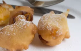 Leckeres Rezept für fruchtige Pfirsichkrapfen