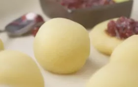 Preiselbeerknödel - ein köstliches traditionelles österreichisches Gericht