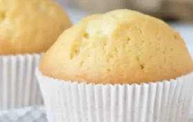 Saftige Muffins mit Öl - ein einfaches und leckeres Rezept für fluffige Muffins