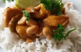 Saftige Putenbrust in würzigem Thai Curry mit aromatischem Basmatireis