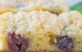 Saftiger Kirsch-Streusel-Kuchen zum Genießen