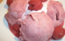 Yoghurt-Kirsch-Eis